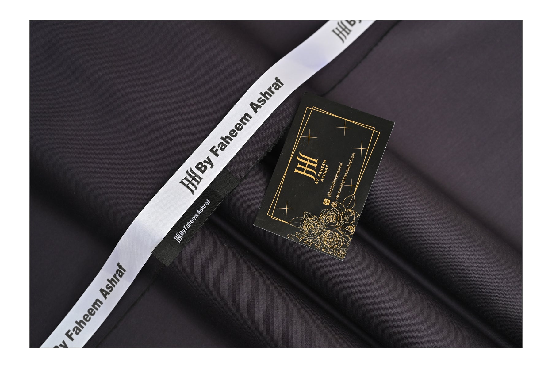 DEEP AUBERGINE UNSTITCHED WOOL SUIT